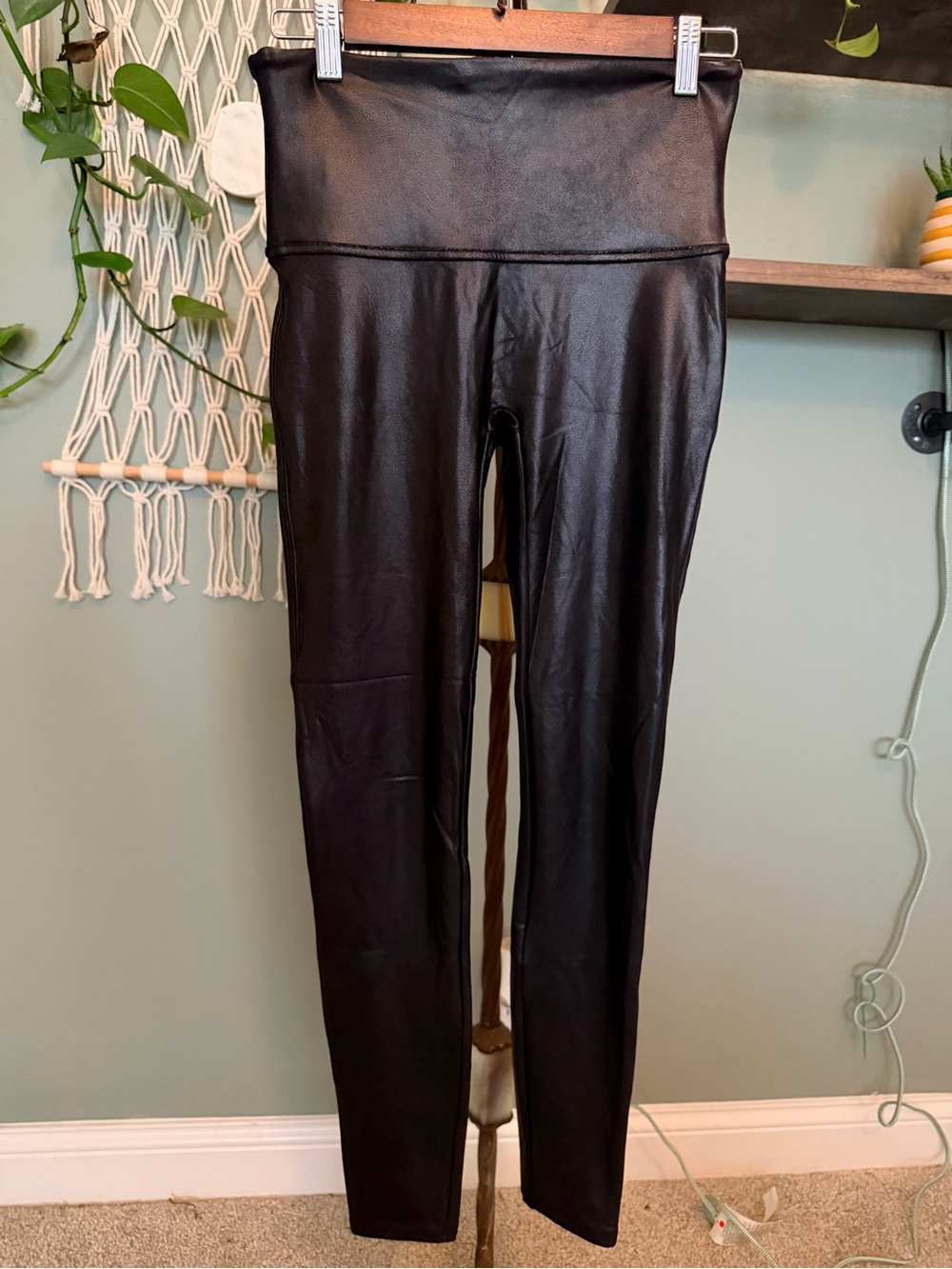 SPANX Faux Leather High Waisted Leggings Black Large